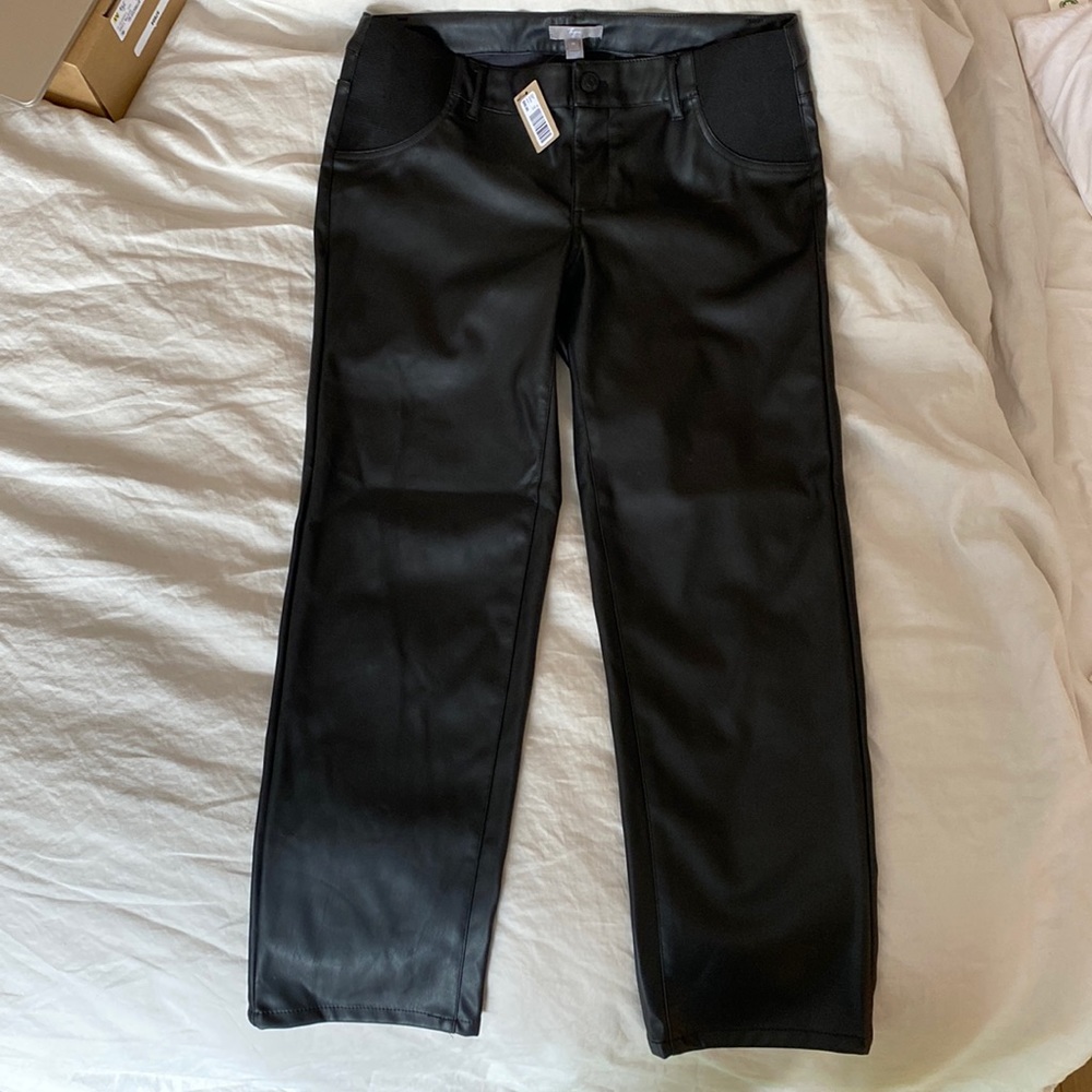 Thyme Maternity Black Faux Leather Cropped Pants | Size 26